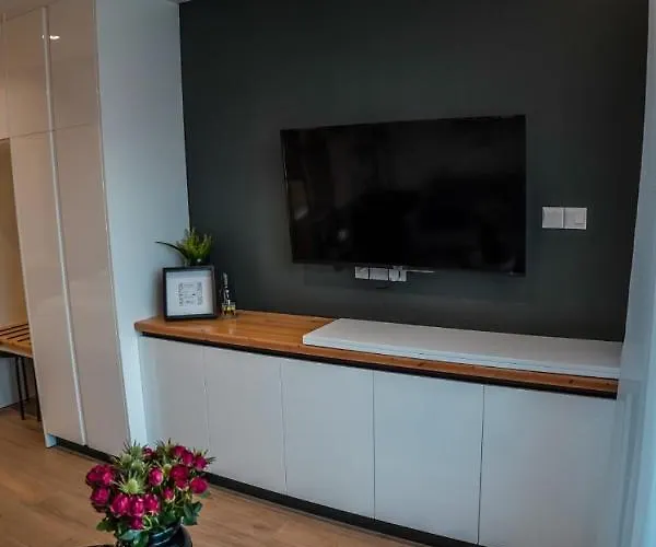 Cosea Living: Seaside Elegant In Harbour 112