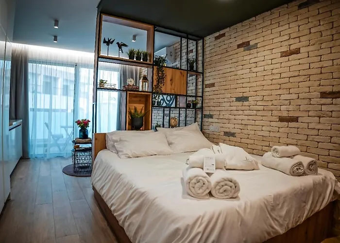 Cosea Living: Seaside Elegant In Harbour 112 *